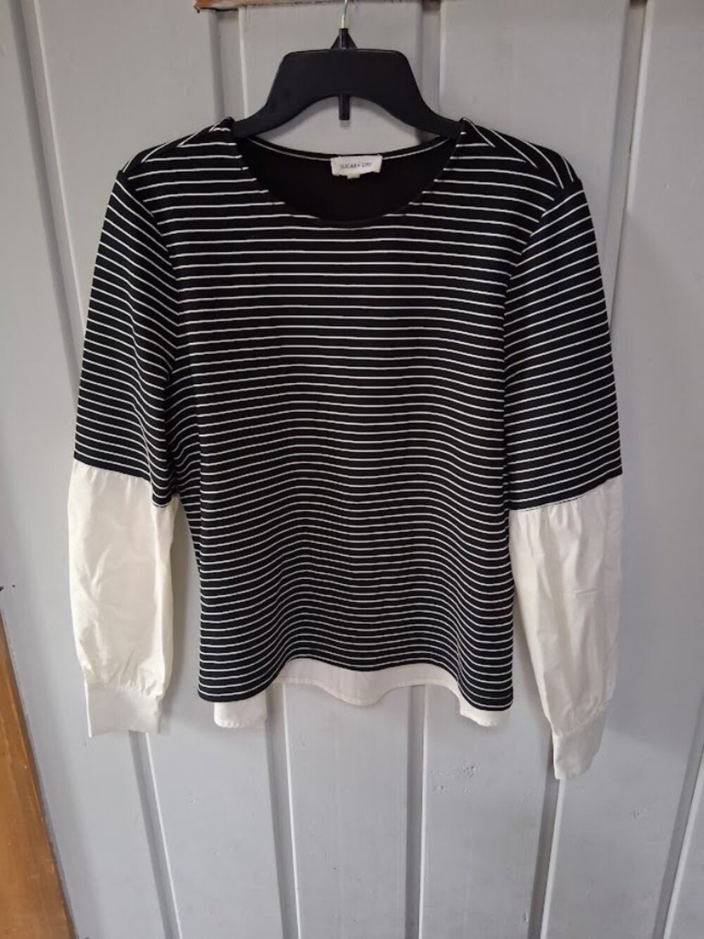 Sugar + Lips Layered Look Black & White Top Sz L